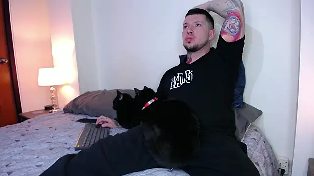 Adam tatto online show from January 21, 2025, 2:43 am