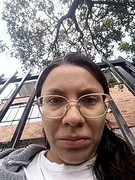 Snapshot of karlamorris_ chatting on October 2, 2025, 1:25 pm karlamorris online show from October 2, 2025, 1:25 pm