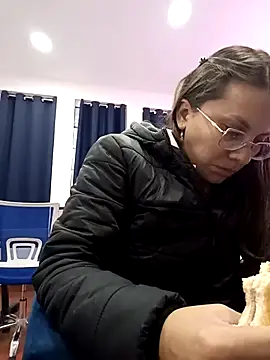 Snapshot of karlamorris_ chatting on September 17, 2025, 1:35 pm karlamorris online show from September 17, 2025, 1:35 pm