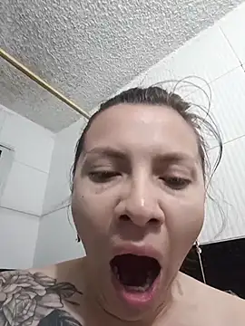 Snapshot of karlamorris_ chatting on October 13, 2025, 12:07 pm karlamorris online show from October 13, 2025, 12:07 pm