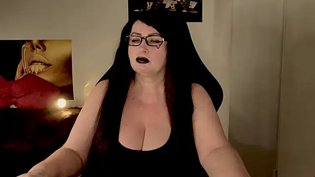 NannaGlossa online show from July 5, 2026, 10:44 am
