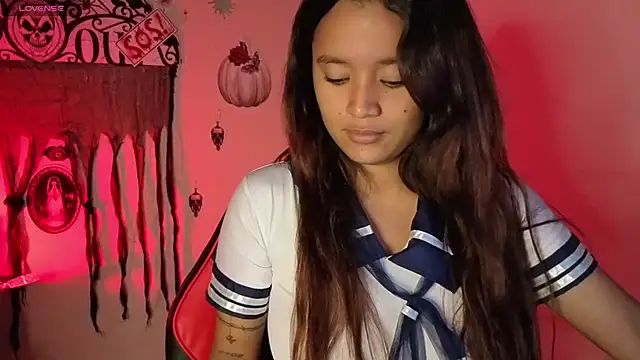 Snapshot of mia_sweetdc chatting on October 15, 2025, 6:49 pm mia sweetdc online show from October 15, 2025, 6:49 pm