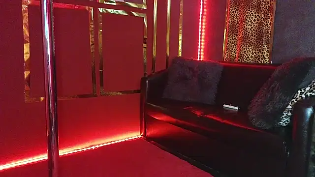 alissa4blonde online show from September 24, 2025, 6:31 am