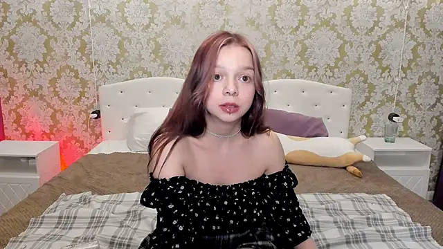 Snapshot of crystal_lilith chatting on January 31, 2025, 10:52 pm crystal lilith online show from January 31, 2025, 10:52 pm