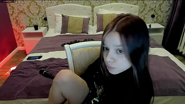 Snapshot of crystal_lilith chatting on January 29, 2025, 2:21 pm crystal lilith online show from January 29, 2025, 2:21 pm