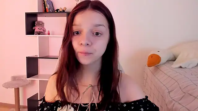 Snapshot of crystal_lilith chatting on March 9, 2025, 12:10 am crystal lilith online show from March 9, 2025, 12:10 am