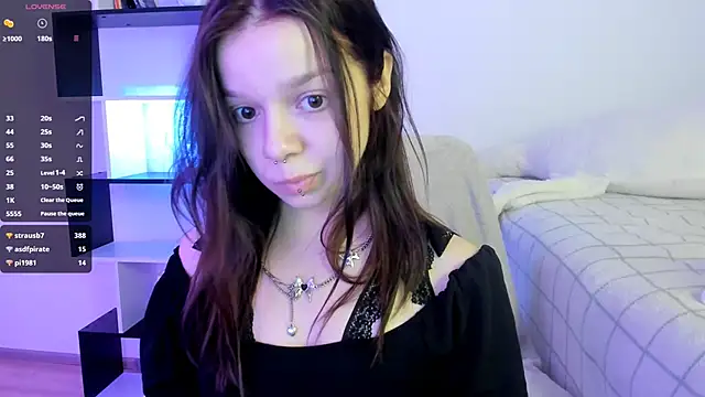 Snapshot of crystal_lilith chatting on February 11, 2025, 1:20 am crystal lilith online show from February 11, 2025, 1:20 am