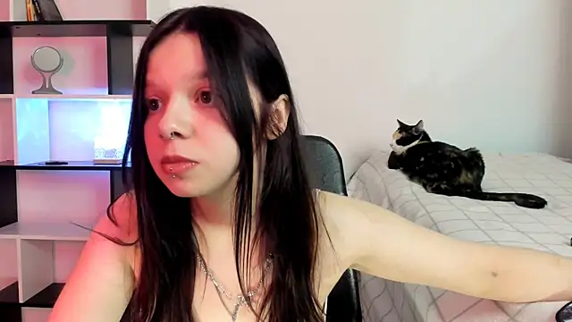 Snapshot of crystal_lilith chatting on February 8, 2025, 1:33 pm crystal lilith online show from February 8, 2025, 1:33 pm