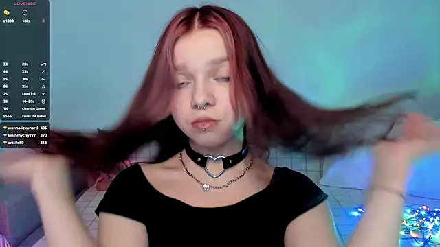 Snapshot of crystal_lilith chatting on December 30, 2024, 5:26 am crystal lilith online show from December 30, 2024, 5:26 am