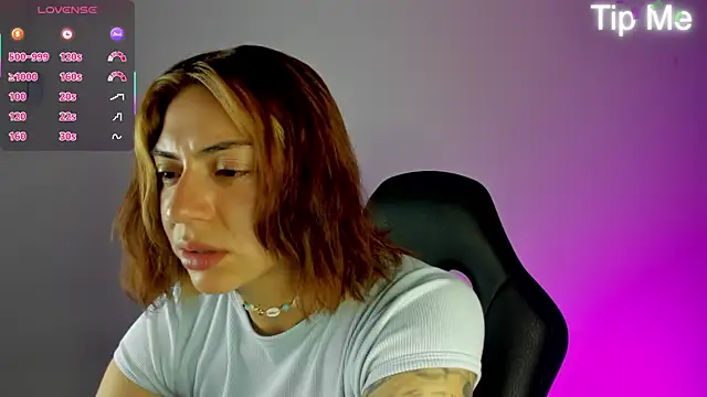 Snapshot of april_dumont chatting on February 27, 2026, 3:45 pm april dumont online show from February 27, 2026, 3:45 pm