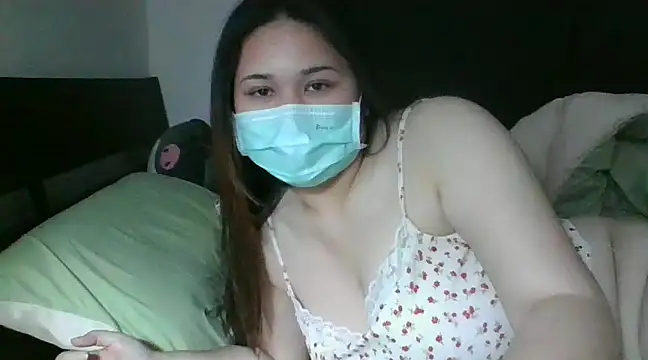 iamMalixxx online show from February 11, 2025, 2:35 pm