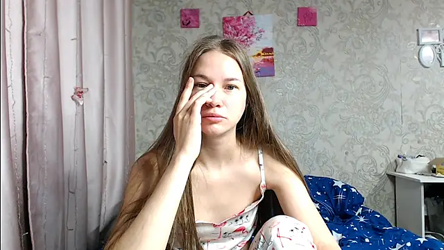 leila bambi  online show from October 2, 2025, 8:01 pm