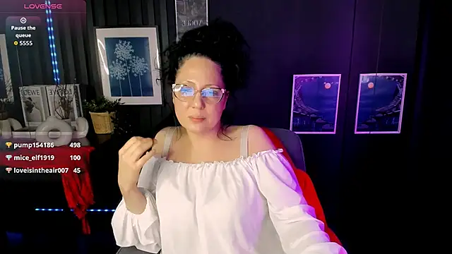 Snapshot of Anita_Muse chatting on March 9, 2026, 2:15 am Anita Muse online show from March 9, 2026, 2:15 am