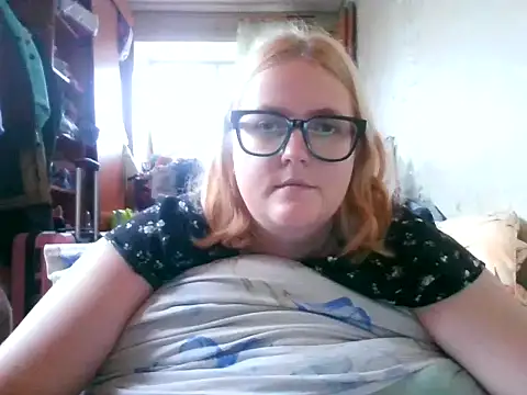 DesireMelissa online show from October 10, 2025, 8:48 am