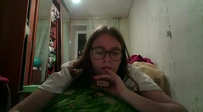 DesireMelissa online show from February 10, 2025, 3:53 pm