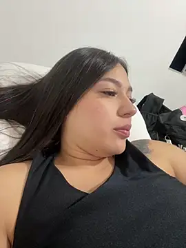 Latina vanessa online show from December 5, 2025, 5:39 am