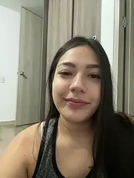 Snapshot of Latina_vanessa chatting on September 18, 2025, 5:10 am Latina vanessa online show from September 18, 2025, 5:10 am