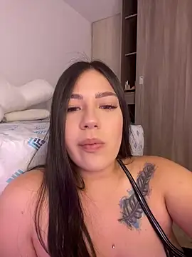 Snapshot of Latina_vanessa chatting on February 10, 2025, 10:09 pm Latina vanessa online show from February 10, 2025, 10:09 pm