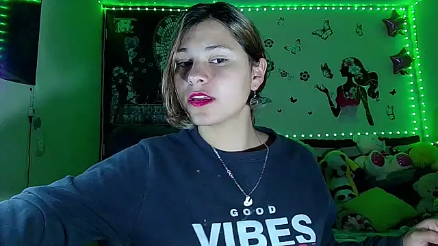 Snapshot of Elith_20 chatting on September 17, 2025, 3:41 am Elith 20 online show from September 17, 2025, 3:41 am