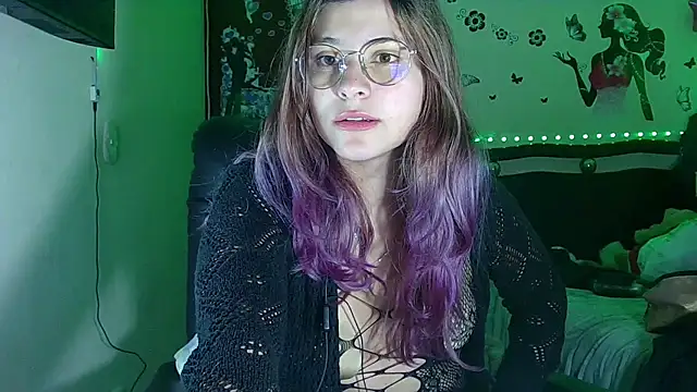 Snapshot of Elith_20 chatting on October 16, 2025, 4:10 am Elith 20 online show from October 16, 2025, 4:10 am