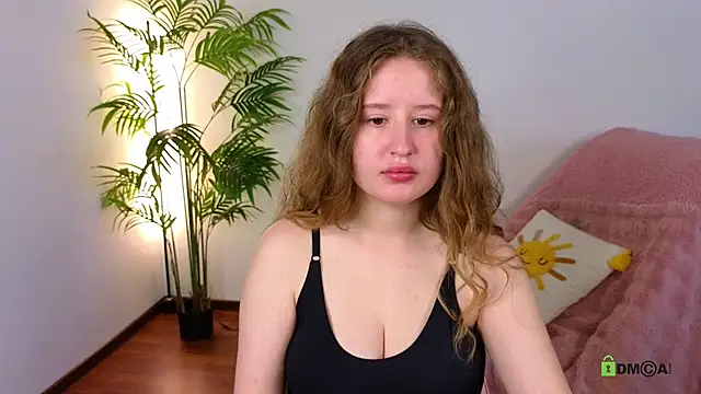 SquirtBabee online show from July 8, 2026, 11:44 am