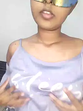 ASHUGIRL JAY online show from December 8, 2024, 5:44 pm