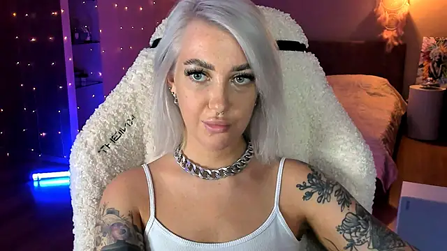 Snapshot of tykioty_Miley chatting on October 26, 2025, 1:55 pm tykioty Miley online show from October 26, 2025, 1:55 pm