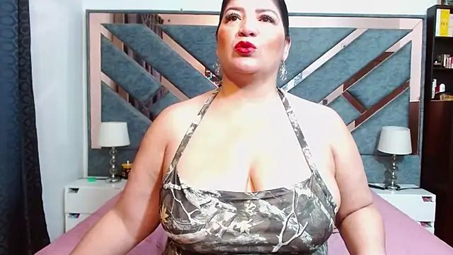 Snapshot of KarlaTesg chatting on February 23, 2026, 10:05 am KarlaTesg online show from February 23, 2026, 10:05 am