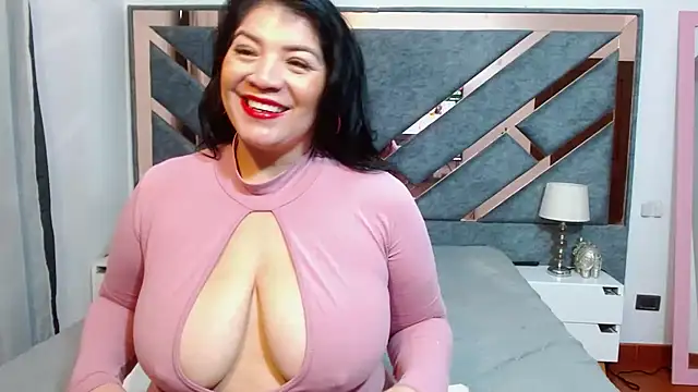 KarlaTesg online show from March 21, 2025, 12:06 pm