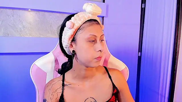 SharonBoone online show from March 20, 2025, 3:45 am
