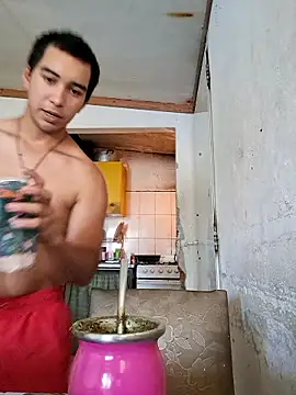 Snapshot of X_xtomas_x chatting on January 14, 2026, 5:38 pm X xtomas x online show from January 14, 2026, 5:38 pm