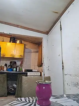 Snapshot of X_xtomas_x chatting on January 14, 2026, 2:59 am X xtomas x online show from January 14, 2026, 2:59 am