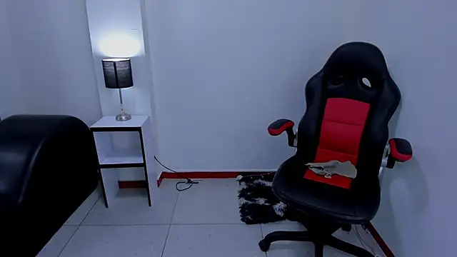 stacie  rouse online show from February 28, 2025, 3:59 am