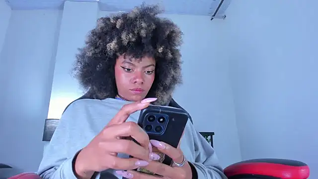 stacie  rouse online show from March 4, 2025, 7:41 am