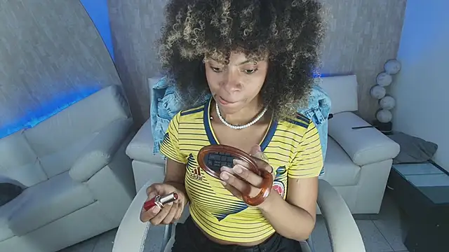 stacie  rouse online show from March 21, 2025, 3:44 am