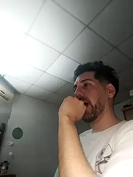 Snapshot of nicedick_bro chatting on October 24, 2025, 3:16 am nicedick bro online show from October 24, 2025, 3:16 am