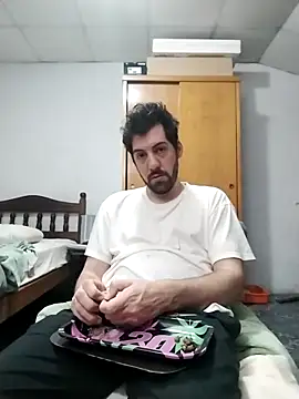 Snapshot of nicedick_bro chatting on October 11, 2025, 11:28 pm nicedick bro online show from October 11, 2025, 11:28 pm