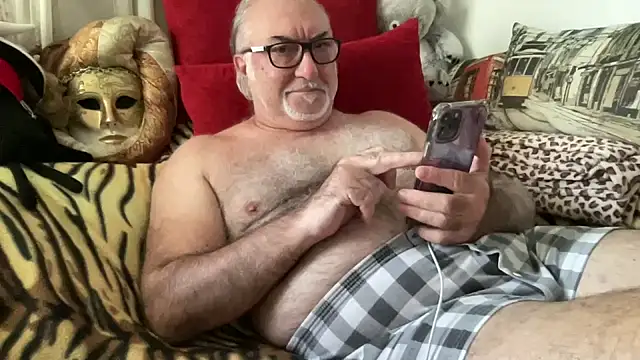 EroticVenetian online show from September 14, 2025, 1:00 pm