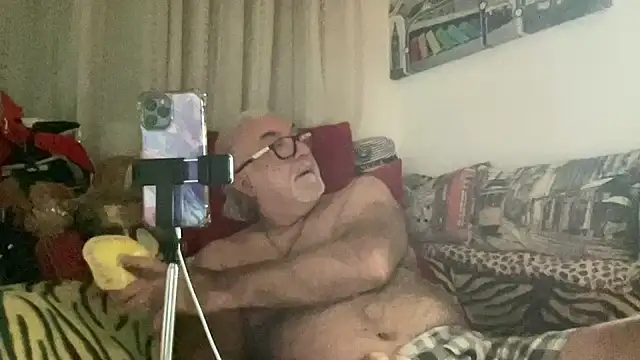 EroticVenetian online show from September 26, 2025, 9:32 pm