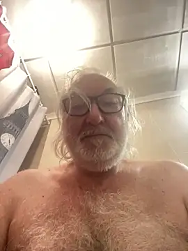 EroticVenetian online show from April 5, 2026, 9:21 pm