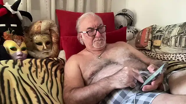 EroticVenetian online show from October 2, 2025, 3:15 pm