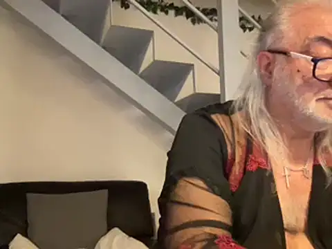 EroticVenetian online show from March 13, 2025, 6:12 pm