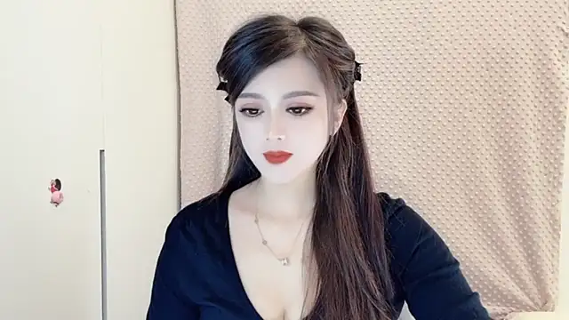 Snapshot of VIWVI chatting on February 28, 2025, 2:31 am VIWVI online show from February 28, 2025, 2:31 am