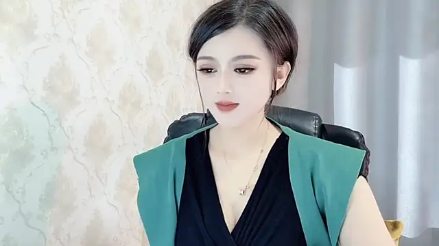 Snapshot of VIWVI chatting on March 6, 2025, 2:30 am VIWVI online show from March 6, 2025, 2:30 am
