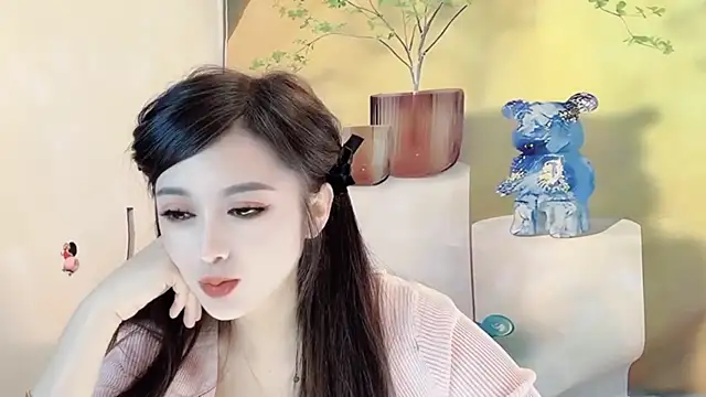 Snapshot of VIWVI chatting on March 10, 2025, 5:43 am VIWVI online show from March 10, 2025, 5:43 am