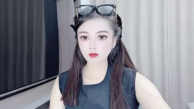 Snapshot of VIWVI chatting on September 18, 2025, 3:42 am VIWVI online show from September 18, 2025, 3:42 am