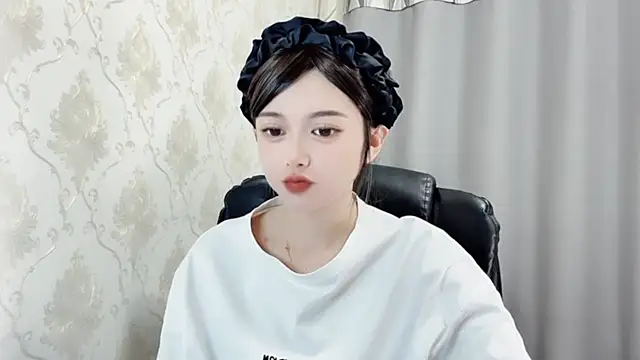 Snapshot of VIWVI chatting on January 29, 2025, 11:41 am VIWVI online show from January 29, 2025, 11:41 am