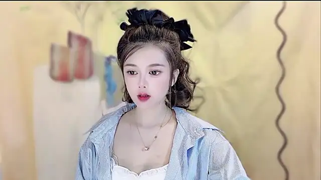 VIWVI online show from March 10, 2026, 4:49 am