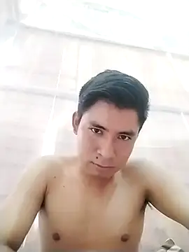 Snapshot of macki25 chatting on November 4, 2025, 2:32 pm macki25 online show from November 4, 2025, 2:32 pm