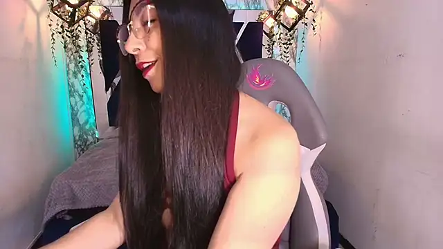 Snapshot of Karla_hernandez_ chatting on October 23, 2025, 11:42 am Karla hernandez  online show from October 23, 2025, 11:42 am